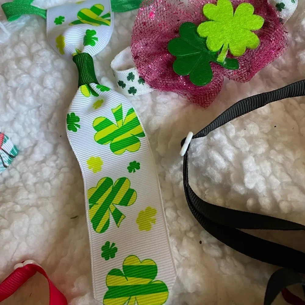 (18) Holiday Dog Collars